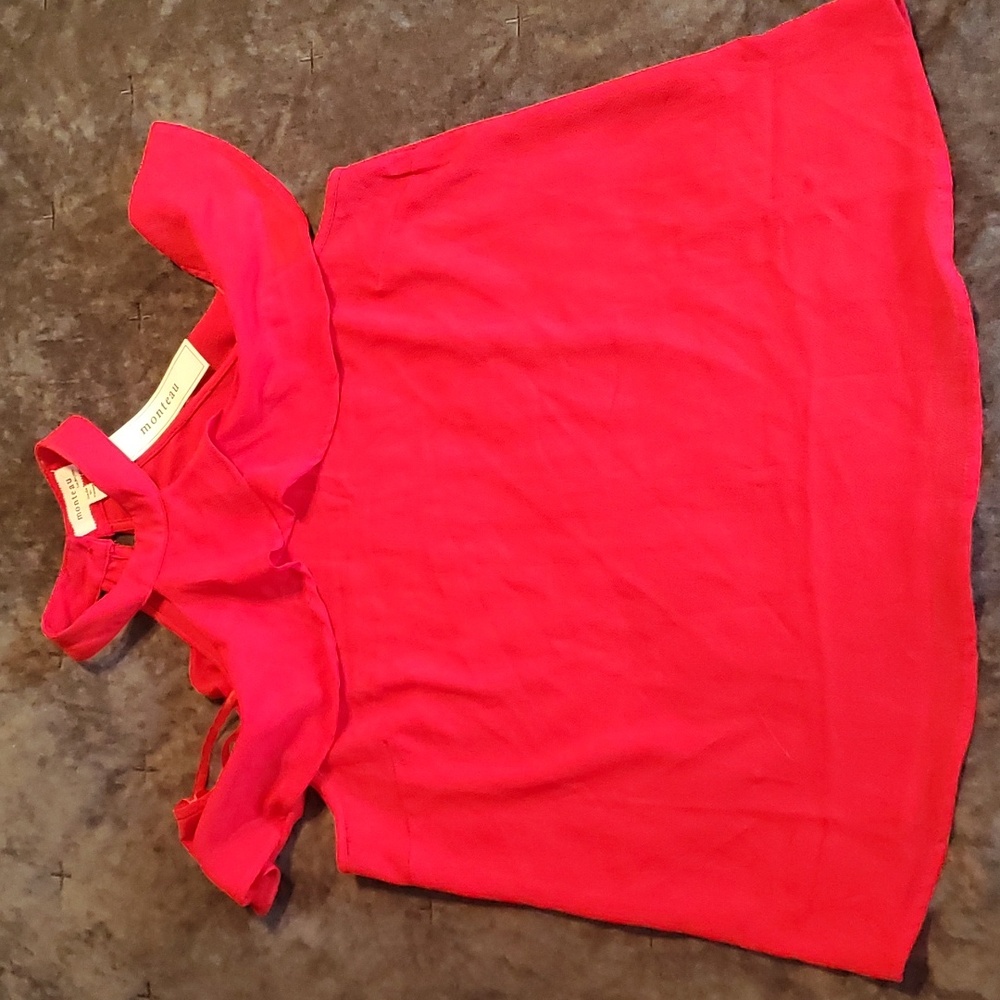 NWT Monteau halter top